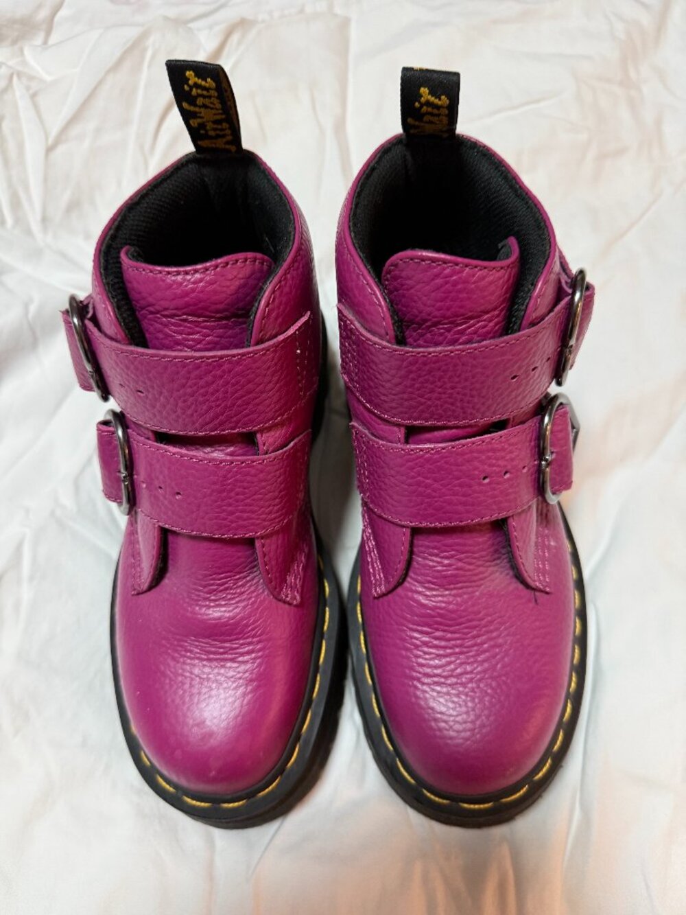 Dr. Martens Devon Heart leather platform boots in Fuschia Pink